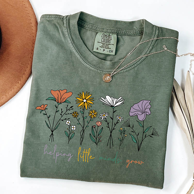 Cute Teacher Education Minds Grow T-Shirt