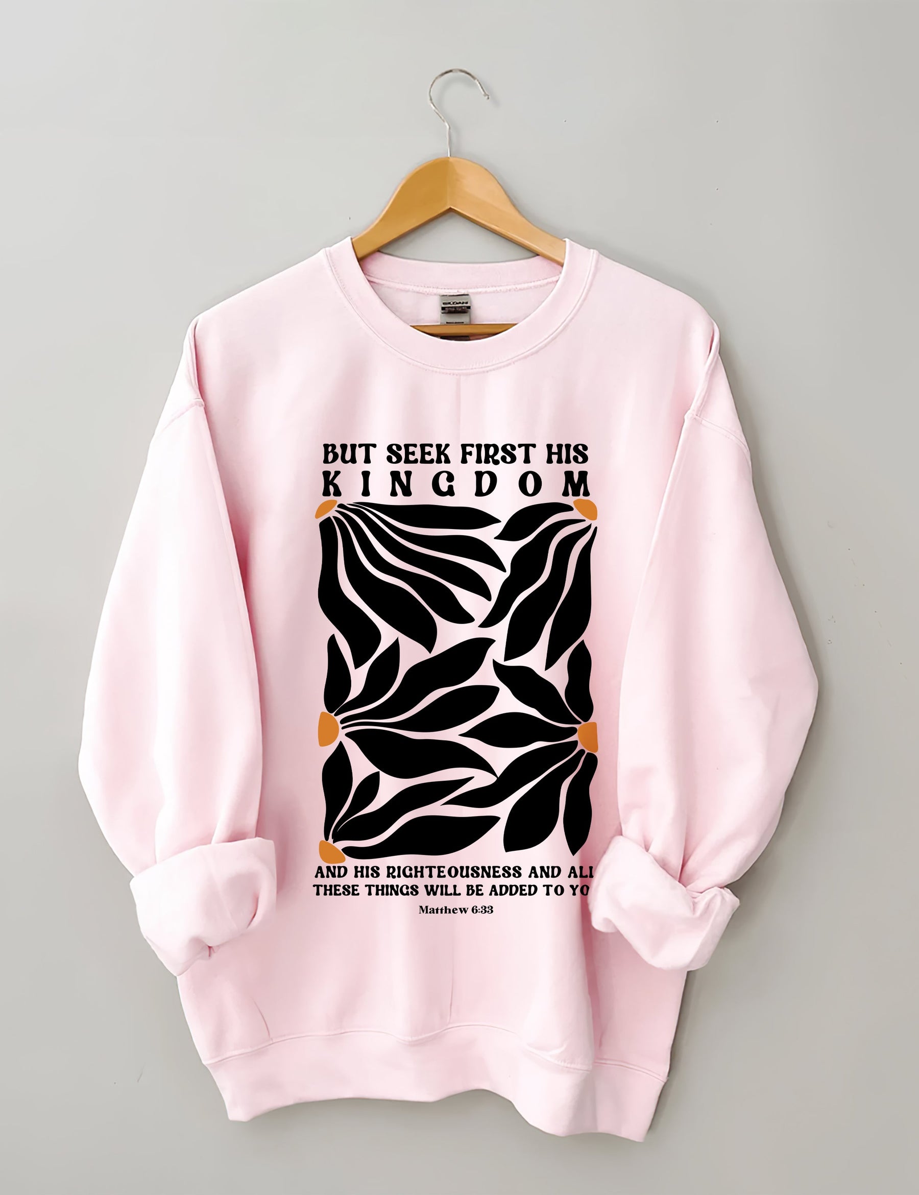 Aber suchen Sie zuerst sein Königreich-Blumen-Sweatshirt