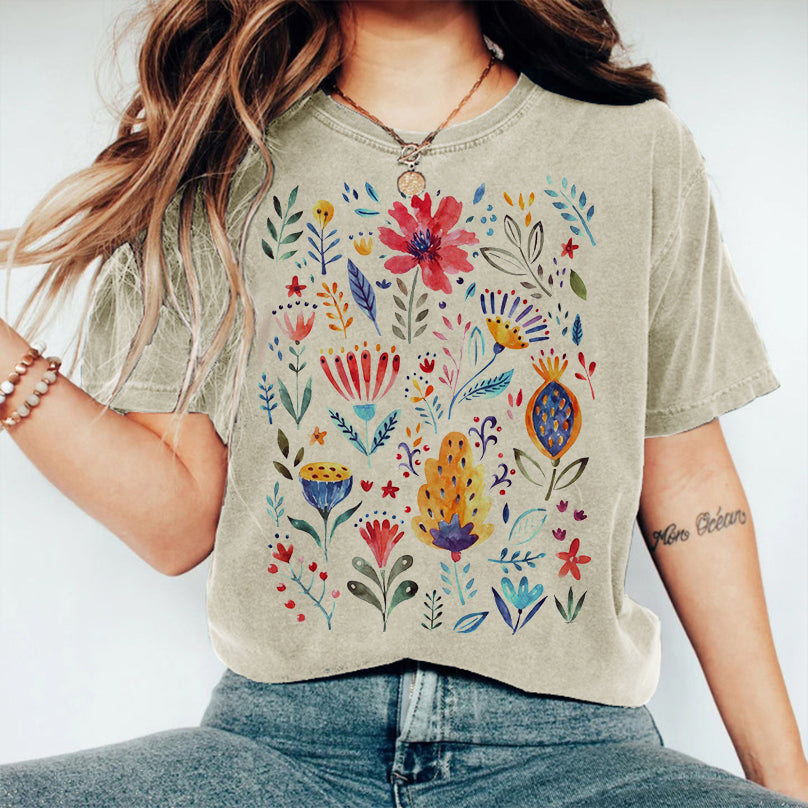 T-shirt à fleurs sauvages de style vintage