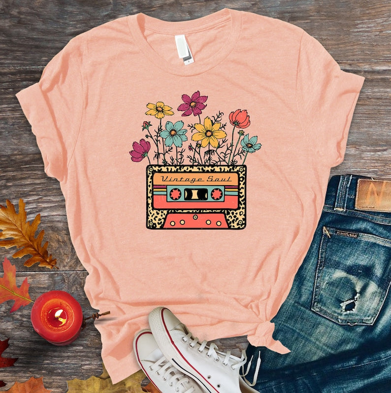 T-shirt Fleurs sauvages à cassette ancienne