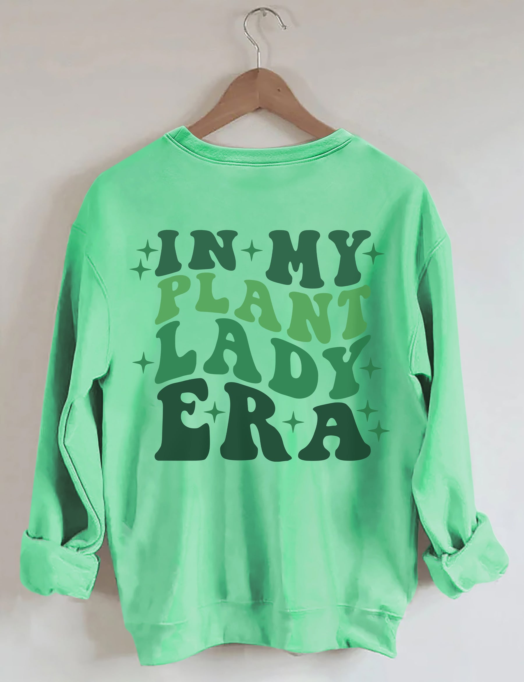 In meinem Plant Lady Era Sweatshirt