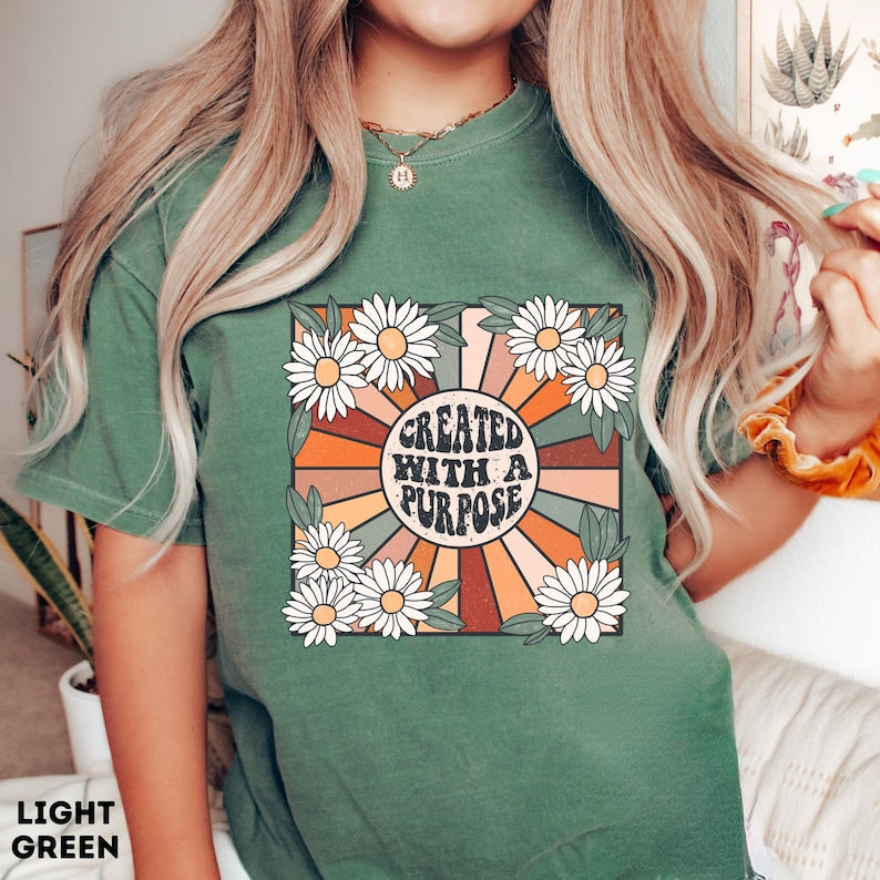Voici le T-shirt Sun Boho Flower