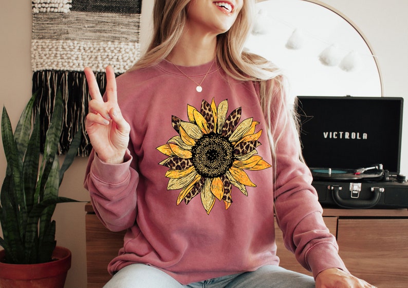 Sweat-shirt à fleurs léopard et tournesol