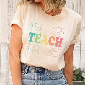 Retro Teach Teacher Gifts T-Shirt