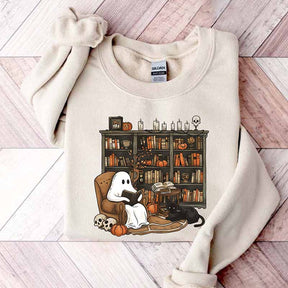 Retro Ghost Reading Books Teacher Sweatshirt