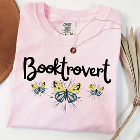 Booktrovert Librarian Lover T-shirt